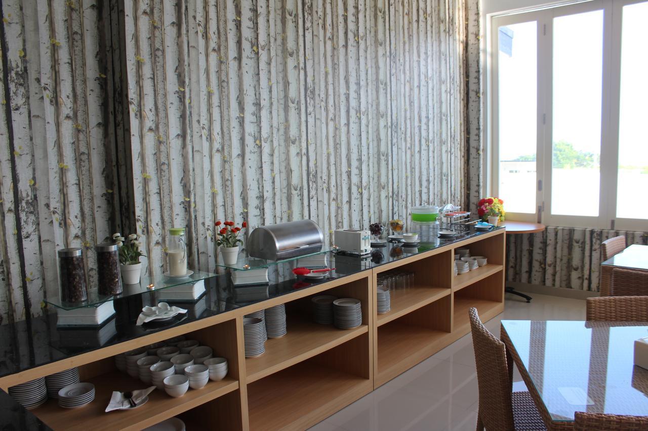 Naka Hotel Kupang Esterno foto